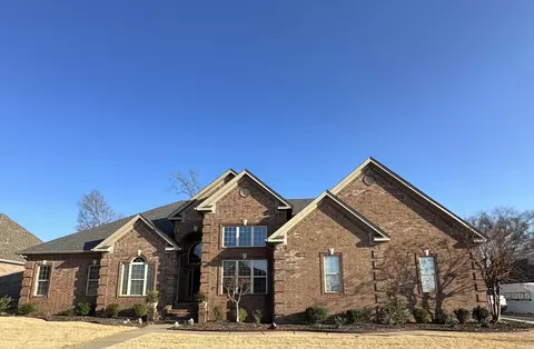 703 Sedgefield Dr, Bryant, AR 72022 photo 1