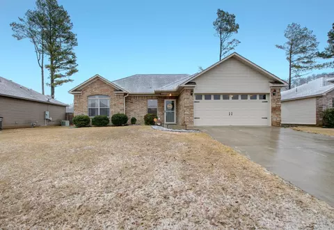 104 Spruce St, Jacksonville, AR 72076 photo 1