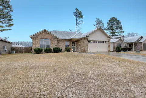 104 Spruce St, Jacksonville, AR 72076 photo 3