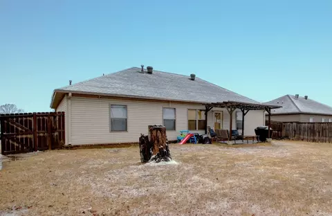104 Spruce St, Jacksonville, AR 72076 photo 40