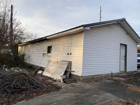 210 E 4th St, Dierks, AR 71833 photo 4