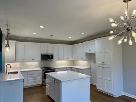 Exterior - 3209 Steeplechase Cir, Bryant, AR 72022 photo 3 of 4