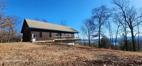 911 Woodlawn Dr, Fairfield Bay, AR 72088