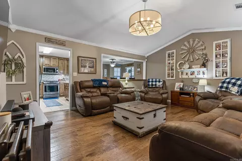 1515 Chatfield, Benton, AR 72015 photo 7