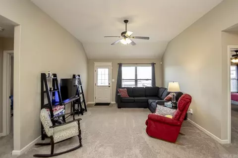 3017 Daffodil, Benton, AR 72019 photo 4