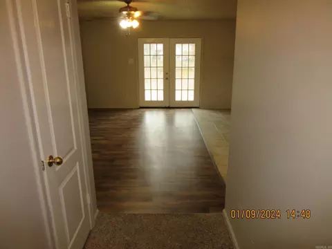 2305 Justus Loop, Bryant, AR 72022 photo 2