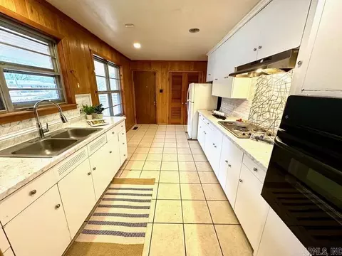 3803 W 28th, Pine Bluff, AR 71603 photo 14