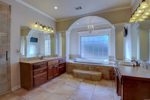 2400 Foxborough Cv, Pine Bluff, AR 71603 photo 35