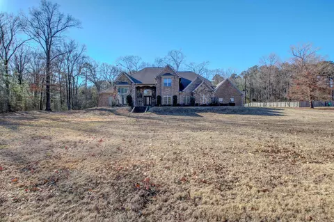 2400 Foxborough Cv, Pine Bluff, AR 71603 photo 2