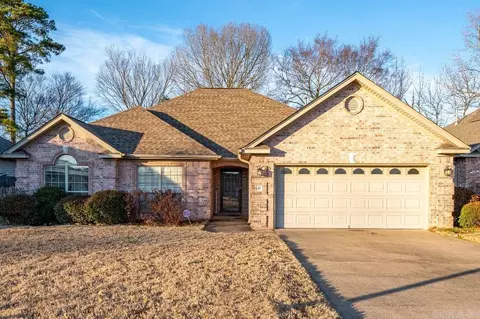 10 Bentley Cir, Little Rock, AR 72210