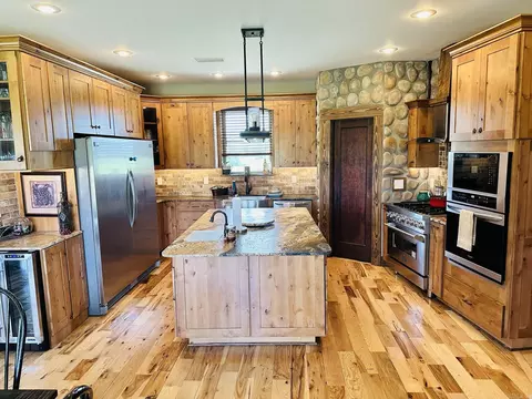 95 Firethorne Ln, Melbourne, AR 72556 photo 9