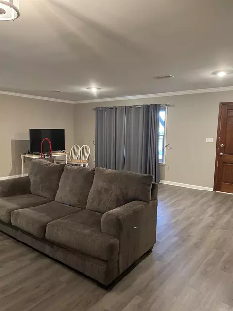 704 Magnolia, Beebe, AR 72012 photo 3