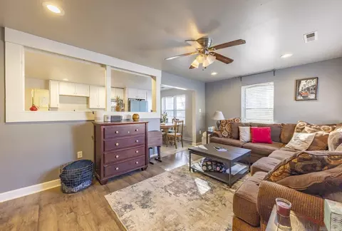 407 E Sevier St, Benton, AR 72015 photo 5