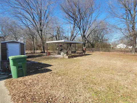 1320 S Oleander, Pine Bluff, AR 71603 photo 6