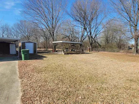 1320 S Oleander, Pine Bluff, AR 71603 photo 4