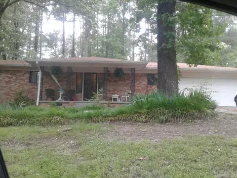 1710 Cedarhurst Dr, Benton, AR 72015 photo 1