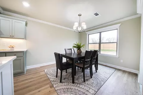Dining - 14 Aberdeen Dr, Cabot, AR 72023 photo 3 of 3
