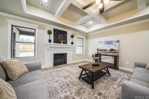 Living - 14 Aberdeen Dr, Cabot, AR 72023 photo 7 of 7