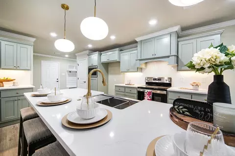 Kitchen - 14 Aberdeen Dr, Cabot, AR 72023 photo 12 of 12