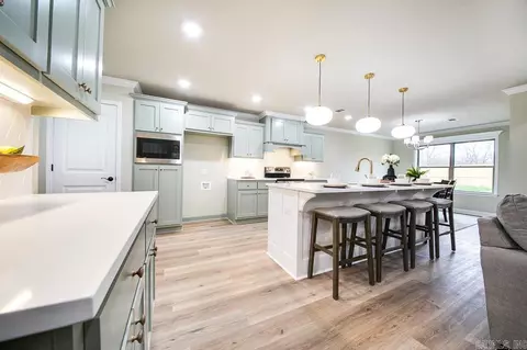 Kitchen - 14 Aberdeen Dr, Cabot, AR 72023 photo 1 of 12