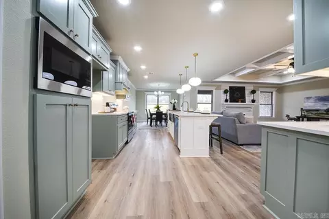 Kitchen - 14 Aberdeen Dr, Cabot, AR 72023 photo 3 of 12