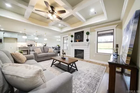 Living - 14 Aberdeen Dr, Cabot, AR 72023 photo 6 of 7