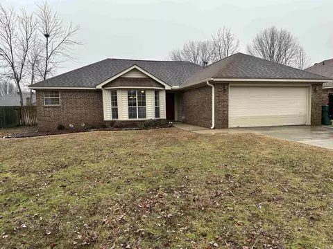 2745 Arrow Smith Ln, Conway, AR 72034 photo 2