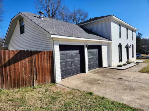 1801 Volcanic Dr, Benton, AR 72019 photo 1