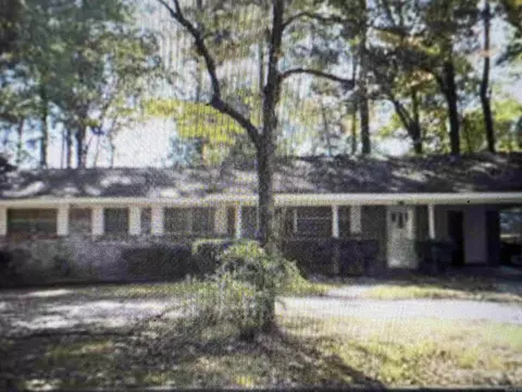 4011 Robinhood, Pine Bluff, AR 71603 photo 1