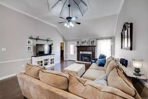 807 Drake Dr, Conway, AR 72034 photo 6