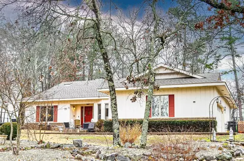 60 Almazan Way, Hot Springs Village, AR 71909