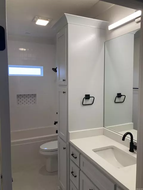 1885 Indigo Cv, Conway, AR 72034 photo 10
