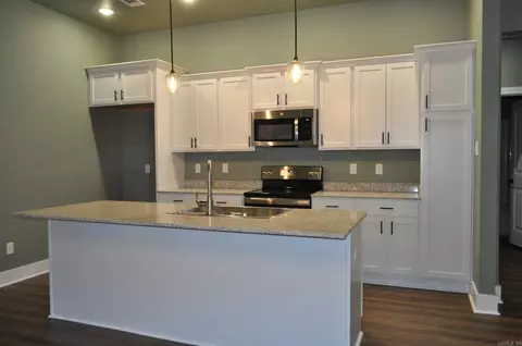 407 N 4th St, Cabot, AR 72023 photo 4