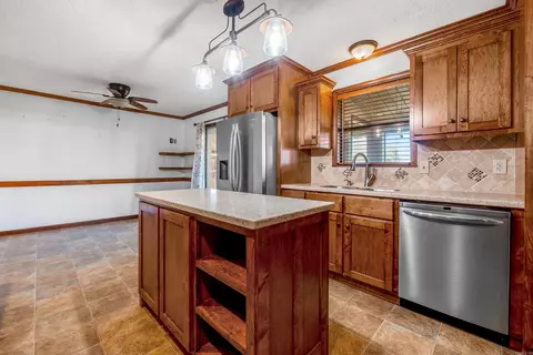 Kitchen - 4 Brown Rd, Higden, AR 72067 photo 4 of 7