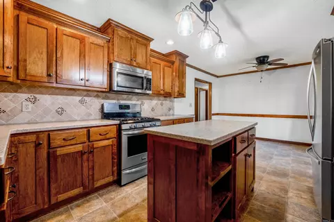 Kitchen - 4 Brown Rd, Higden, AR 72067 photo 6 of 7