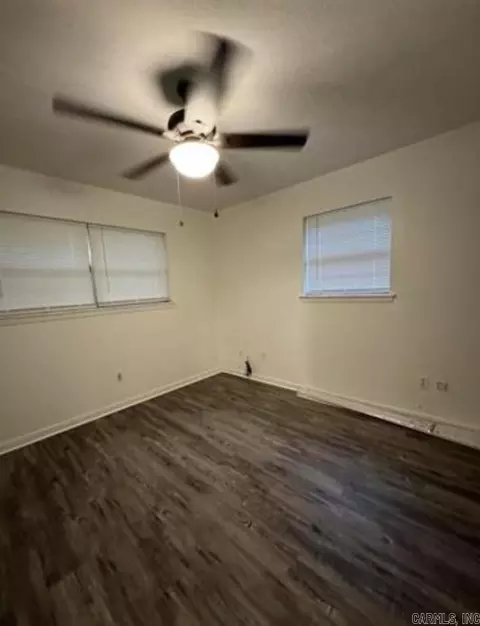 1104 S Dakota St, Pine Bluff, AR 71601 photo 6