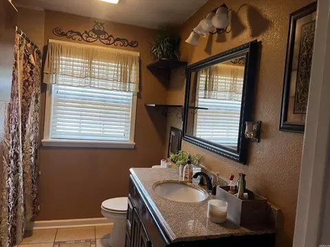 2211 W 39th, Pine Bluff, AR 71603 photo 4