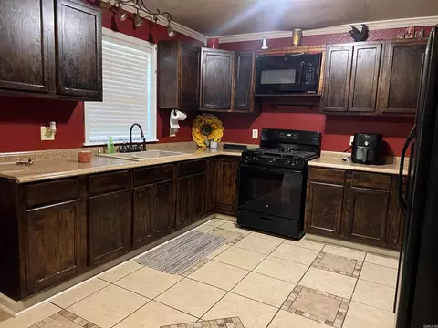 2211 W 39th, Pine Bluff, AR 71603 photo 13