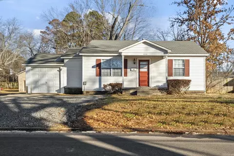 1006 W Center Ave, Searcy, AR 72143