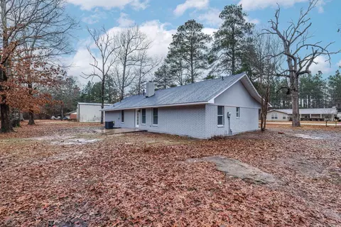 1706 E Walnut St, Gurdon, AR 71743 photo 3
