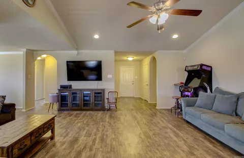 Living - 11 Heelstone Dr, Cabot, AR 72023 photo 2 of 2