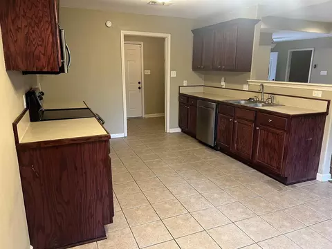 338 Meadow Creek Dr, Haskell, AR 72015 photo 9