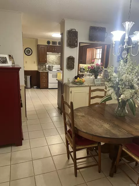3 Jefferson Pl, Pine Bluff, AR 71603 photo 8