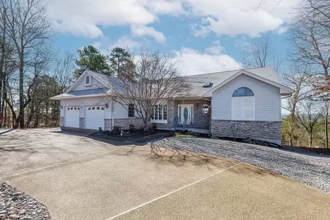 3 Binefar Ln, Hot Springs Village, AR 71909