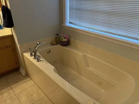 Bath - 370 Heritage Dr, Rison, AR 71665 photo 2 of 3