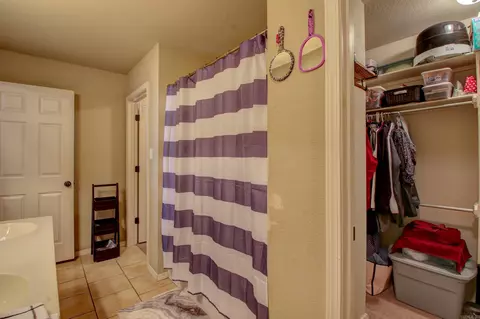 Bath - 77 Angel Ct, Mabelvale, AR 72013 photo 3 of 4