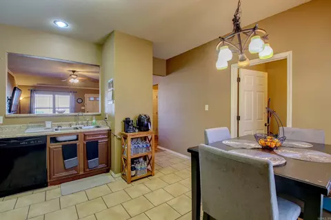 Kitchen - 77 Angel Ct, Mabelvale, AR 72013 photo 2 of 4