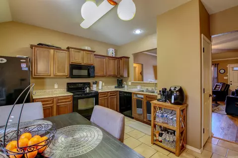 Kitchen - 77 Angel Ct, Mabelvale, AR 72013 photo 3 of 4