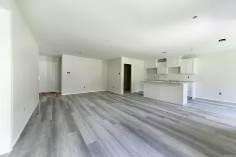 521 E Mississippi St, Beebe, AR 72012 photo 6