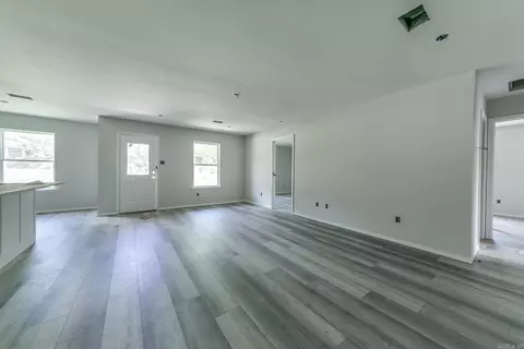 521 E Mississippi St, Beebe, AR 72012 photo 5